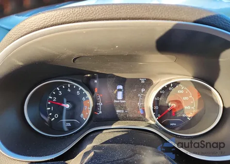 2019 Jeep Compass Latitude z USA, uszkodzony, nr VIN 3C4NJDBB5KT597354